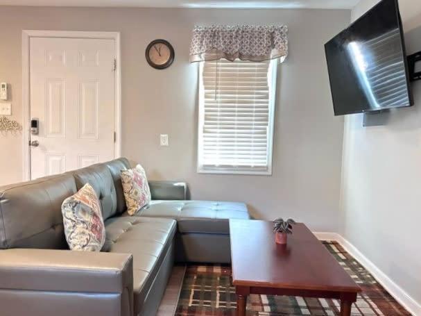 E3 Centrally Located In Carytown Fully Fenced 리치먼드 외부 사진