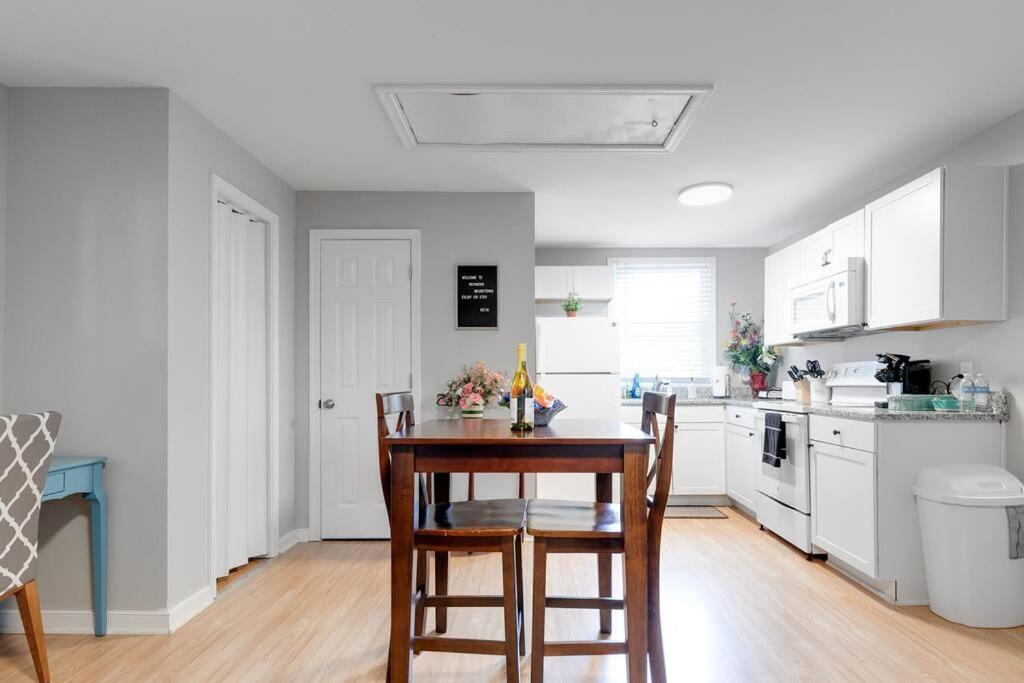 E3 Centrally Located In Carytown Fully Fenced 리치먼드 외부 사진
